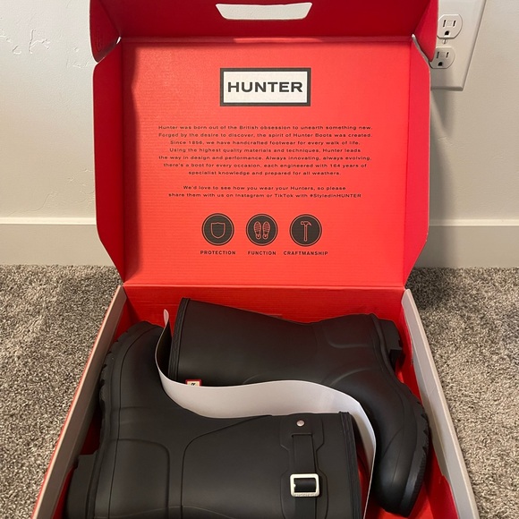 Hunter Classic Black Boots size 10 womens - Picture 1 of 5